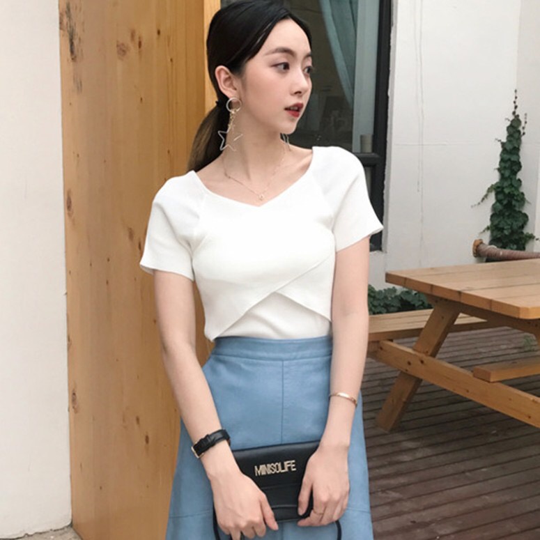 Flash Sale Knit Korean /Knit Top Wanita Gaya Korea Lengan Pendek Kaos Wanita Bahan Rajut Knit Korea 