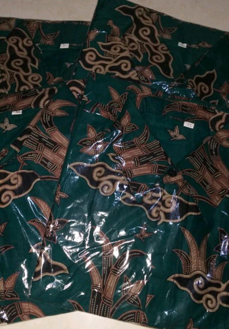 Batik Couple.set Kemeja  Tunik.kemeja Kantoran.kemeja Kondangan