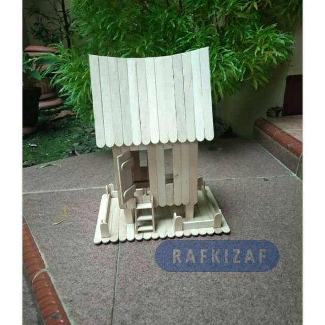 Prakarya Maket Miniatur Rumah Adat Minang / Padang dari stik es krim