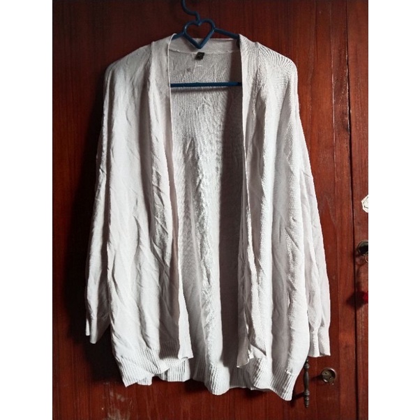 cardigan putih preloved