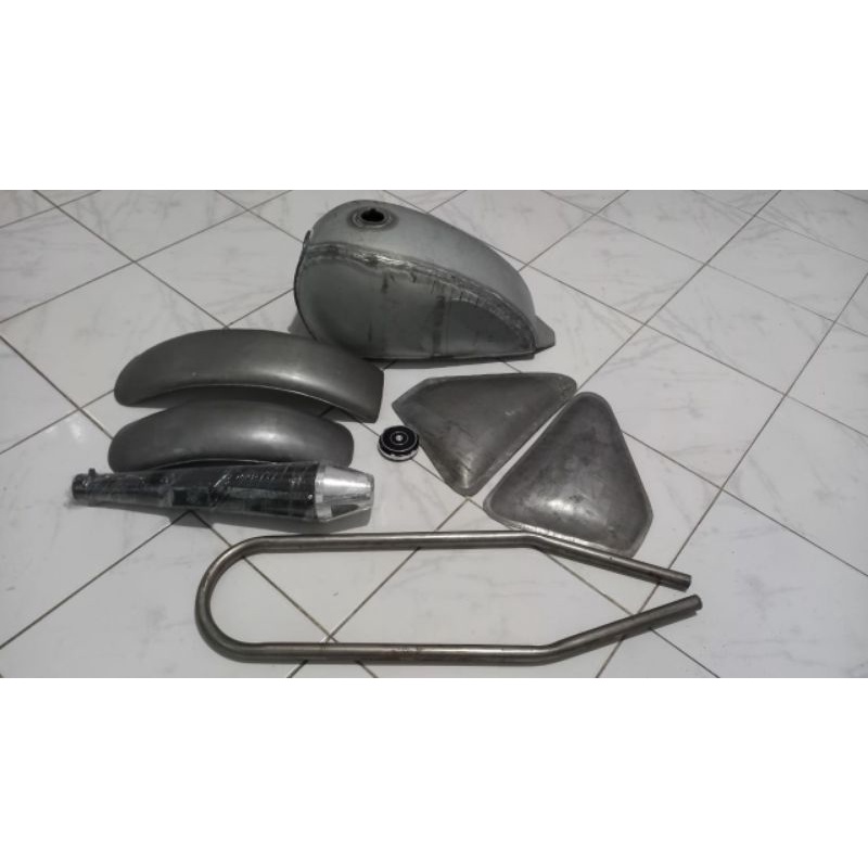 Paket motor custom japstyle bober tangki silencer knalpot begel u panjang tutup tanki spakbor depan 
