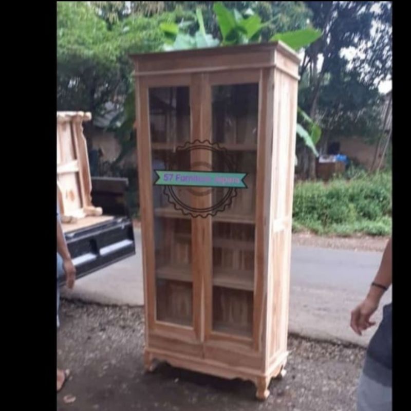 Lemari kaca rak tempat piring/gelas grabah /boneka jati mentahan
