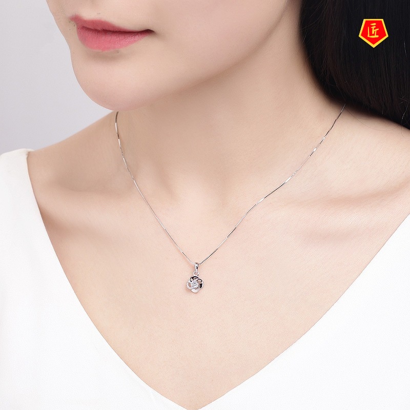 [Ready Stock]Silver Necklace Women's Diamond Four-Leaf Clover Pendant Korean Style Simple