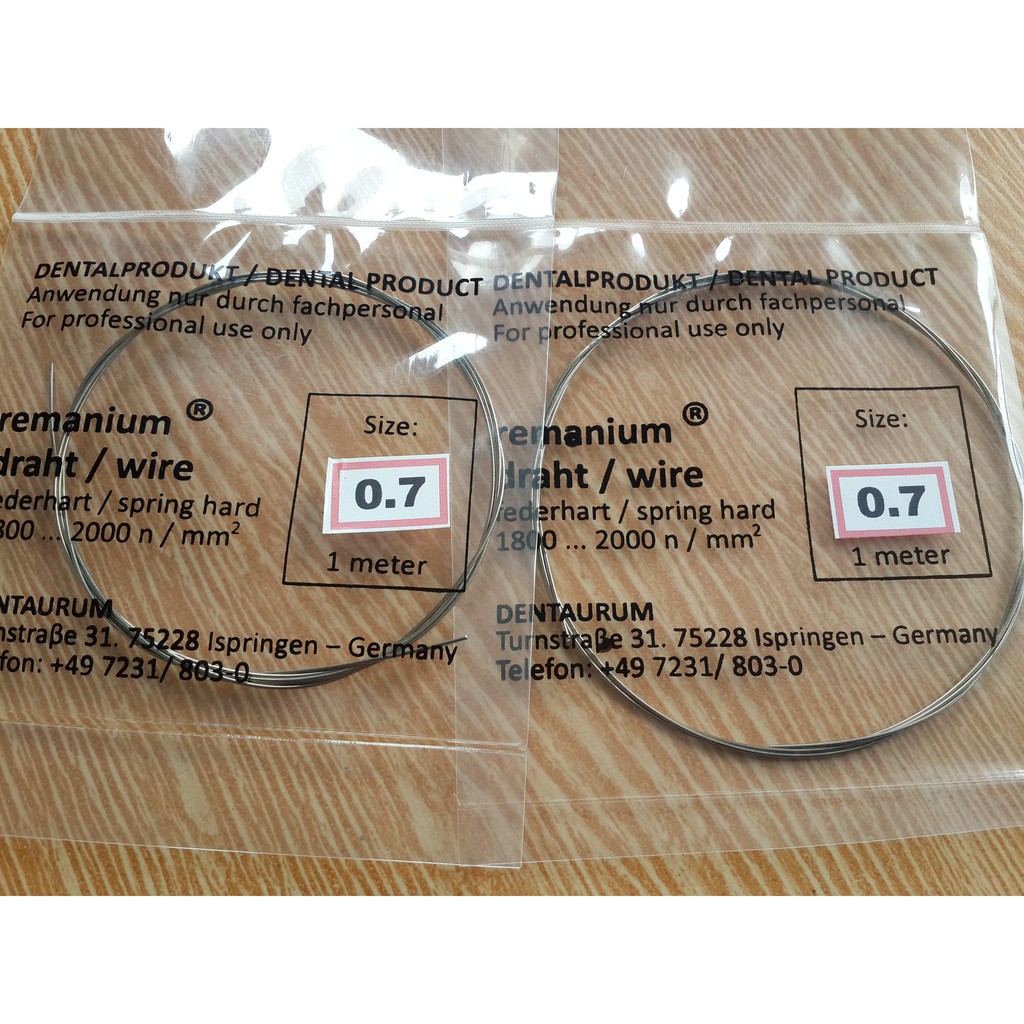 klamer / kawat gigi palsu