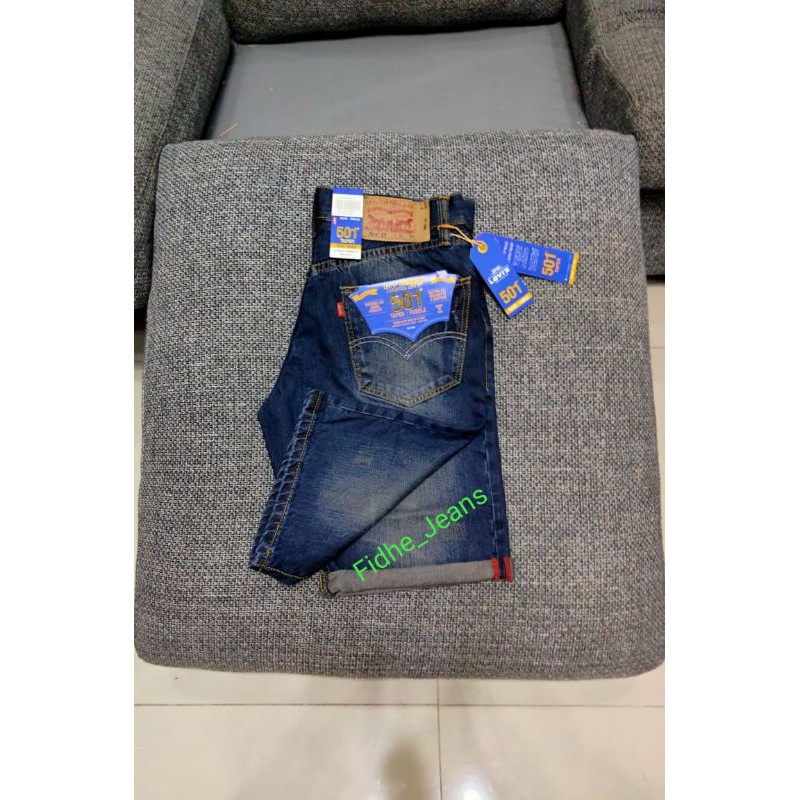 Celana Jeans Pendek Levis 501 Import / Celana Pendek Pria Import Levis