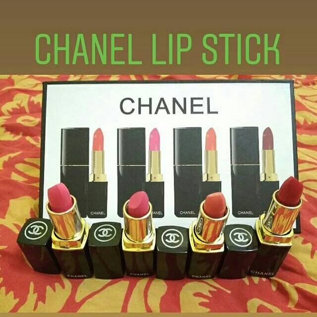 Chanel lipstik box
