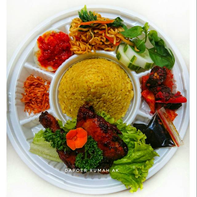 

Tumpeng Mini Medan By Dapoer Rumah AK
