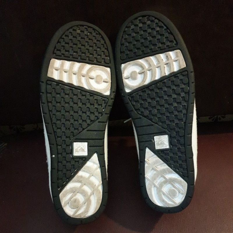 SEPATU QUIKSILVER PRELOVED ORIGINAL