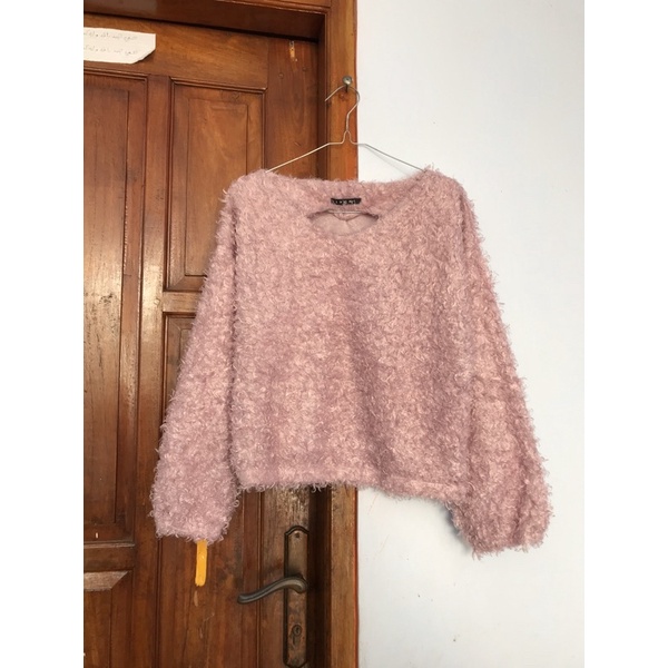• sweater bulu balon ingni 65k •