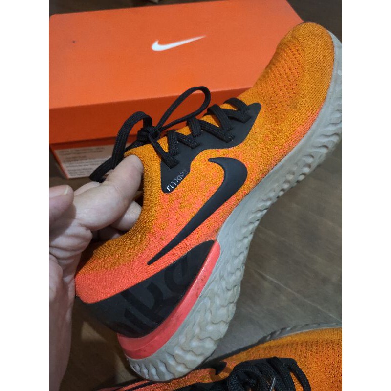 nike react flyknit shoes