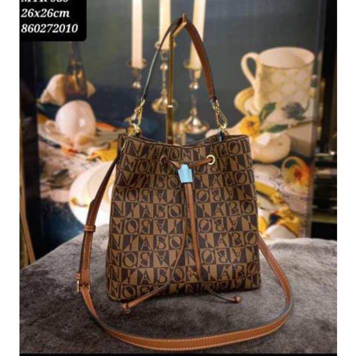 Bonia original serut monogram size M