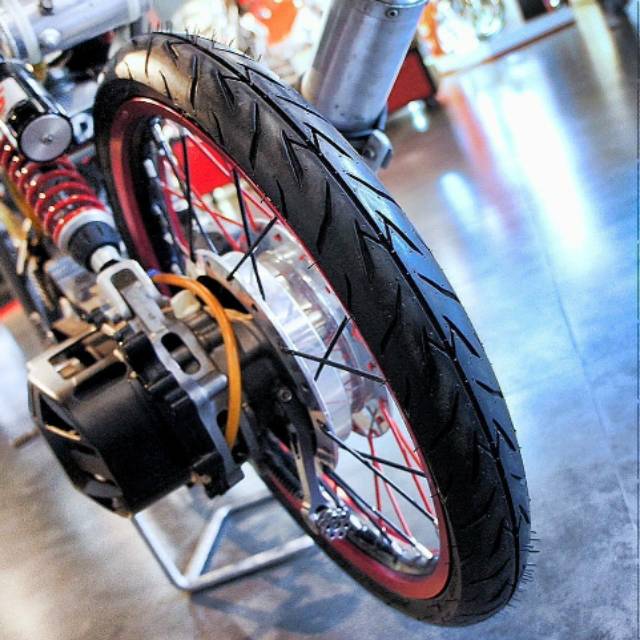 Ban comet m1 ring 17