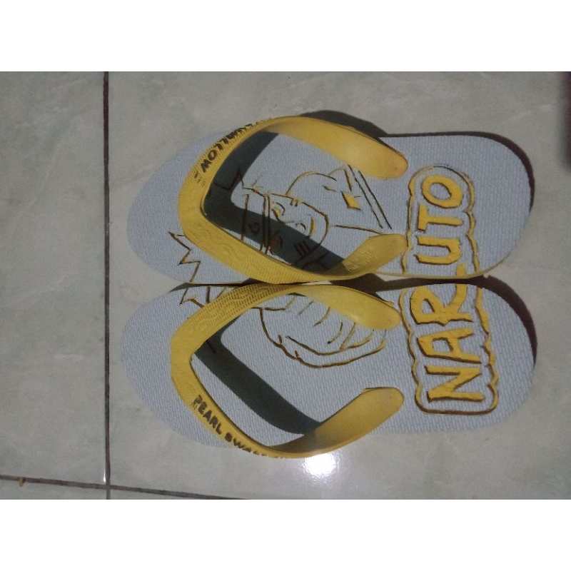 Sandal Ukir Swallow Naruto