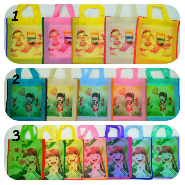 

Tas Ulang Tahun (Sedang), Tas Souvenir, Tas Hadiah