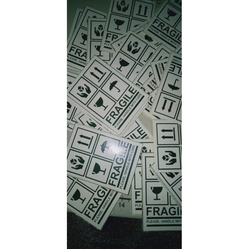 

Stiker frigile/barang pecah belah/dilarang dibalik
