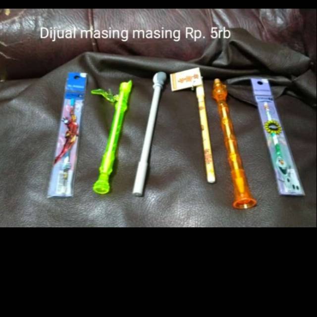 

Pulpen lucu masing masing 5rb