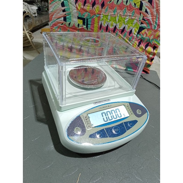 Timbangan Analytical Balance 500g x 0.001g Osuka