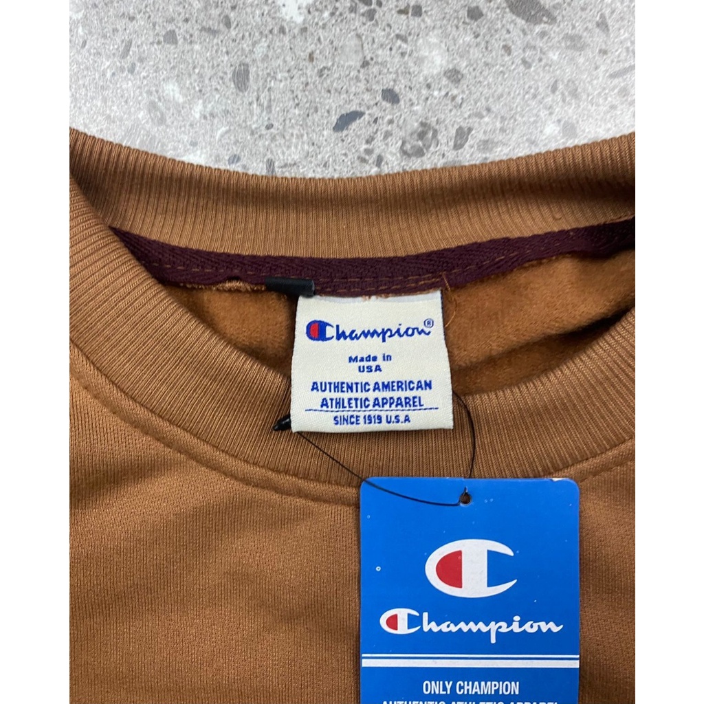 Jaket Crewneck CHAMP LOGO DAN TULISAN  – Blue Edition Trendy Casual Unisex Good Brand Quality Stylis