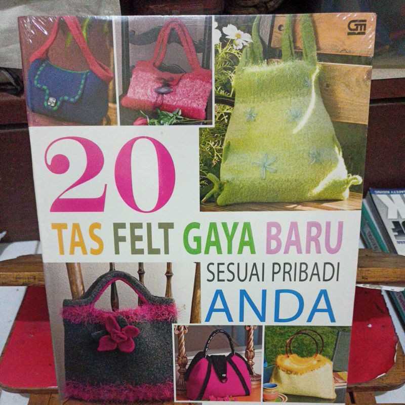 

20 Tas Felt Gaya Baru Sesuai Pribadi Anda