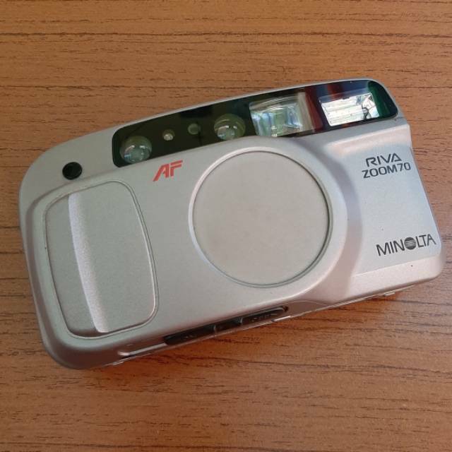 Kamera Analog Minolta Riva Zoom 70