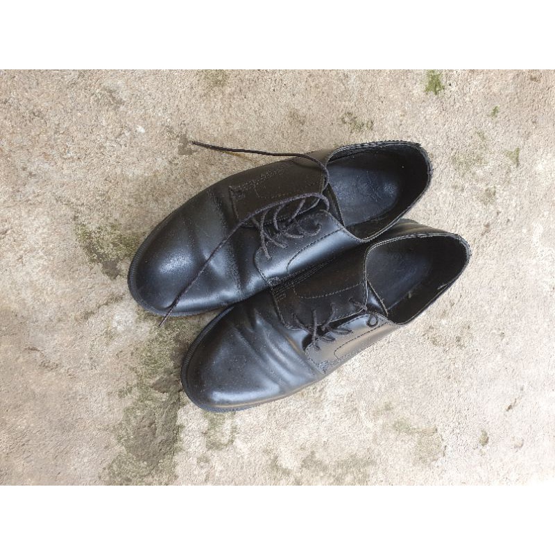 Sepatu dr.martin docmart size 42 original mulus