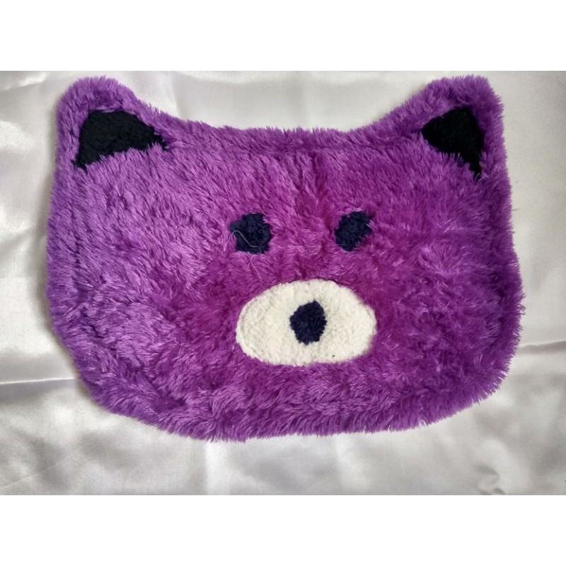 Keset Kaki Karakter Bulu