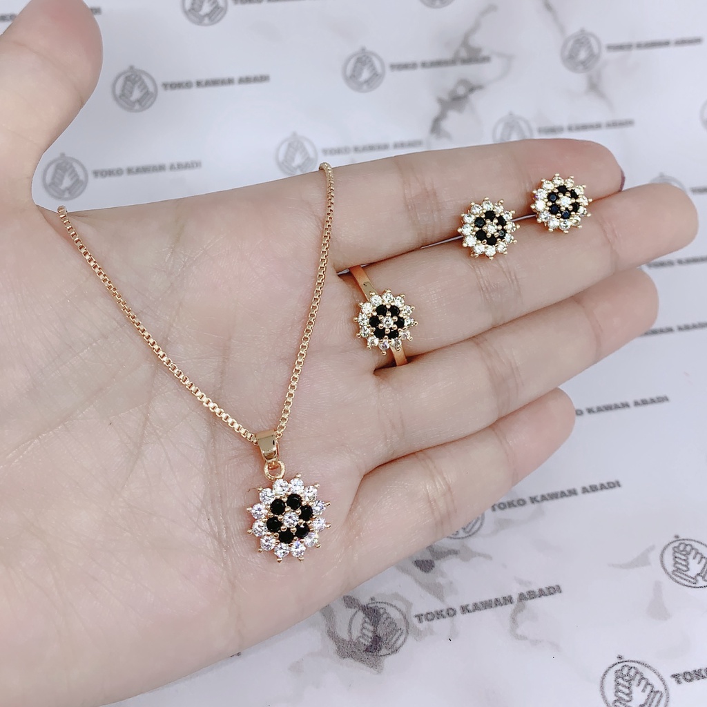 Xuping Set Gold Perhiasan Wanita Motif Bunga Permata Hitam Fashion Wanita *01