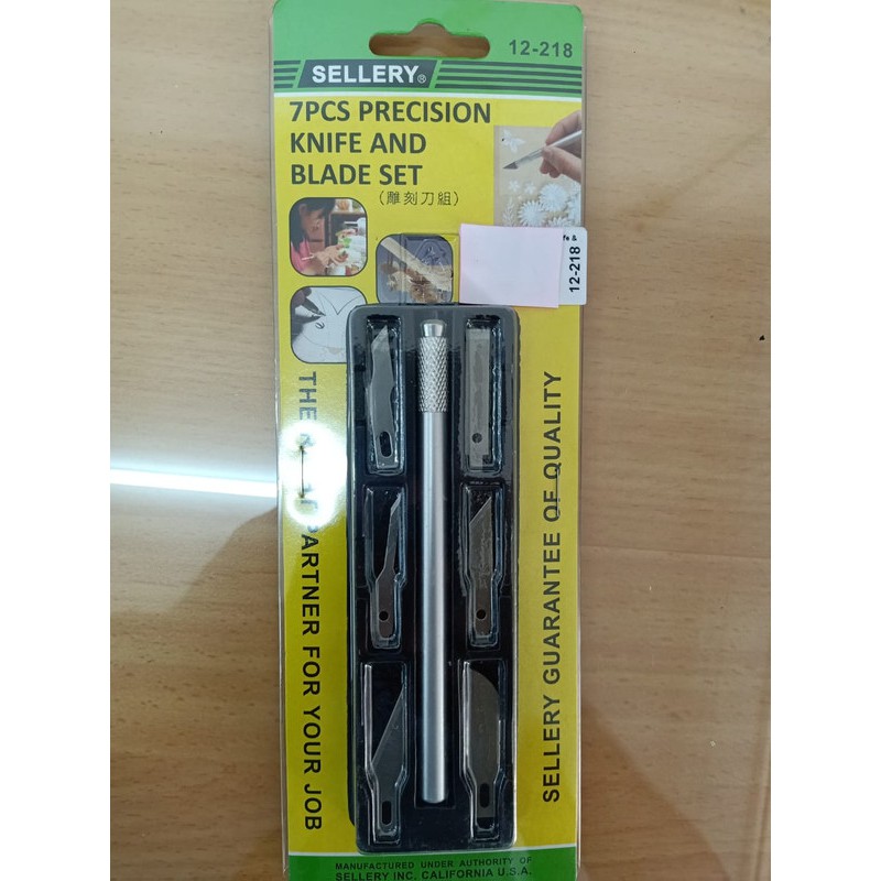 

Precision Knife And Blade Set