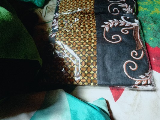 Set Couple Baju Batik Halus, Couple Batik Kondangan, Sarimbit Batik Keluarga Uneys