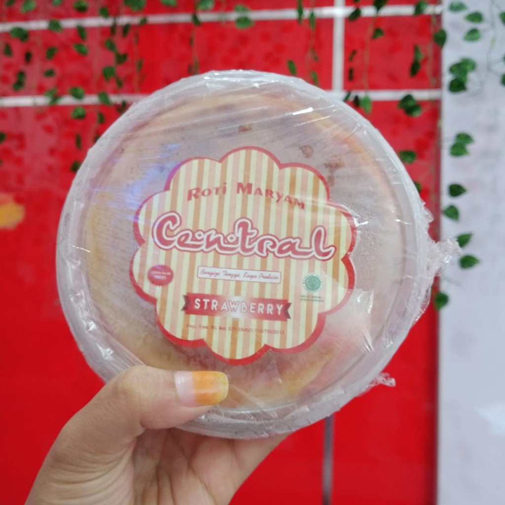 ROTI MARYAM PREMIUM CENTRAL STRAWBERRY ISI 5 PCS