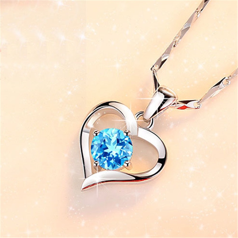 [Ready Stock]Fashion Fresh Simple Blue Diamond Necklace Love Pendant