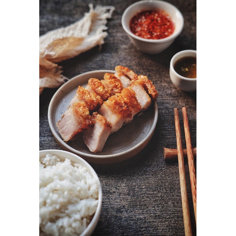 

Babi Panggang Garing Renyah 300gram (CRISPY ROASTED PORK BELLY)