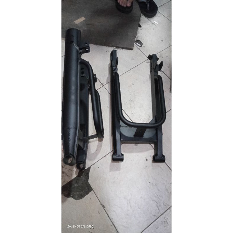 SWING ARM OVAL BLACK SAPIT URANG OVAL