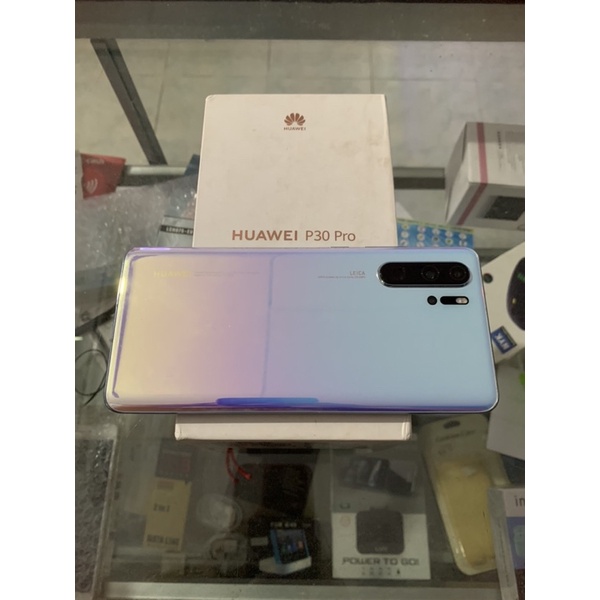 Huawei P30 Pro Resmi Indonesia Breathing Crystal, Muluss Like New, Fullset Original.