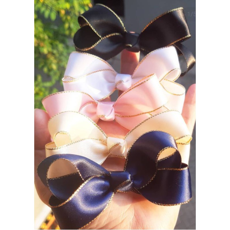 

pita satin premium list gold