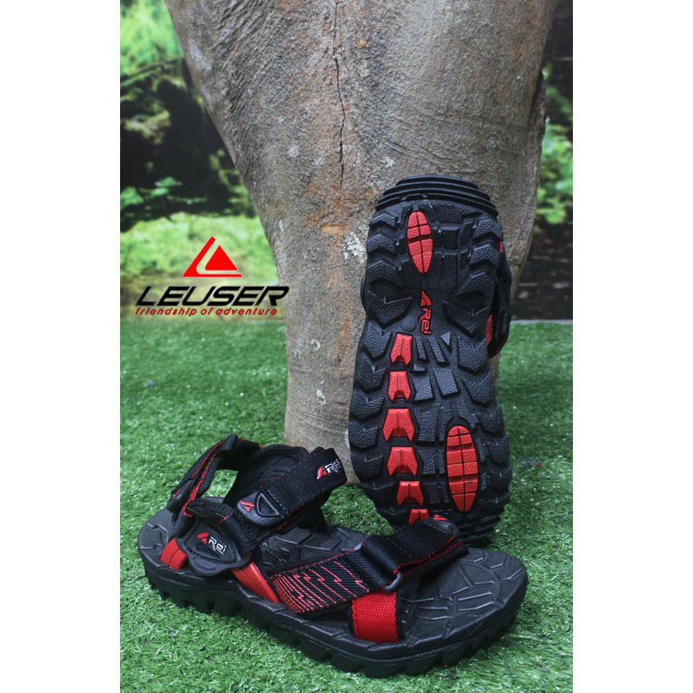Sandal Gunung / Sandal Outdoor / Sandal Rei Black Bugs