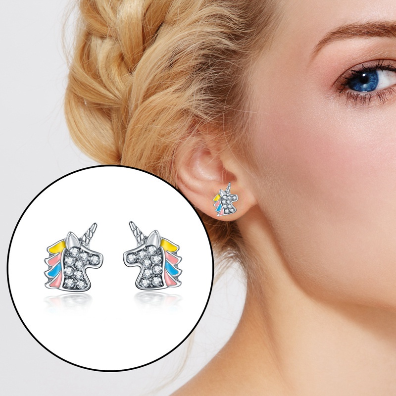 Fancyqube Anting Stud Enamel Kristal Bentuk Hewan Unicorn Warna Silver Untuk Wanita