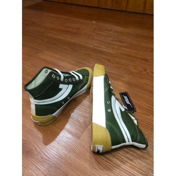 Johnson Galaxy Pro High Cut Green BNIB - Sepatu Sneakers Casual