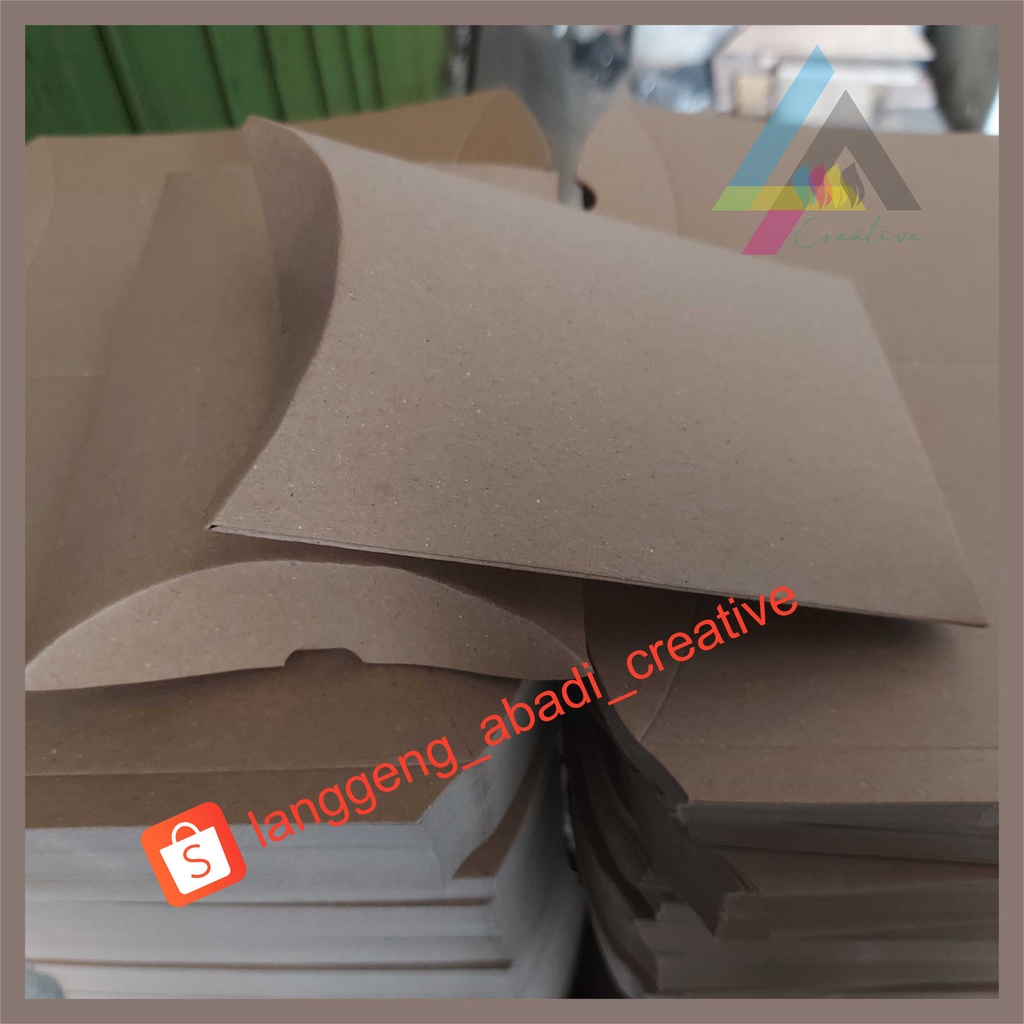 

PILLOW BOX GIFT BANTAL KOTAK KADO SOUVENIR PACKAGING HIJAB KRAFT RUSTIC BROWN KRAFT