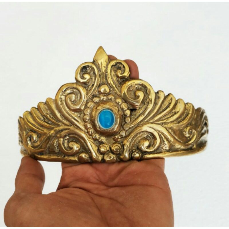 Mahkota Raja Kuningan Asli Hias Permata