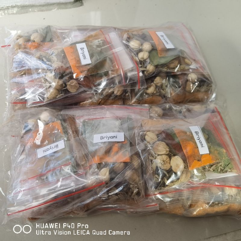 

GROSIR BUMBU ISI 18 (HARGA RESELLER) NASI ARAB INSTAN PRAKTIS