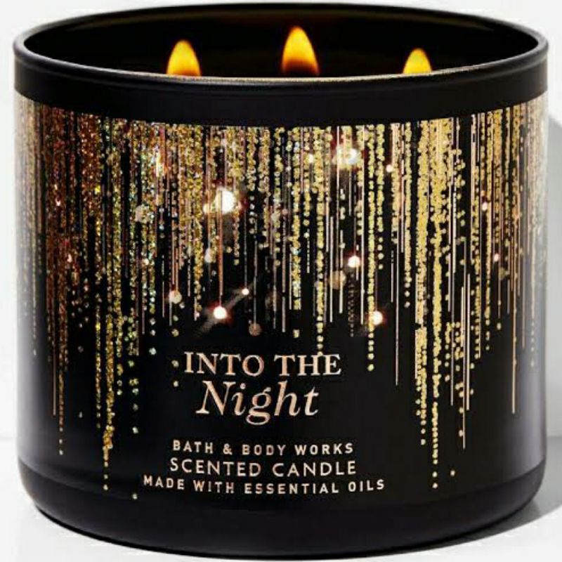 BATH &amp; BODY WORKS BBW INTO THE NIGHT ITN 3-WICK SCENTED CANDLE 411 G LILIN WANGI 3 SUMBU UKURAN BESAR PENGHARUM RUANGAN