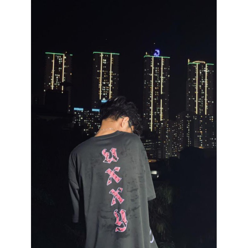 UXXY OVERSIZED