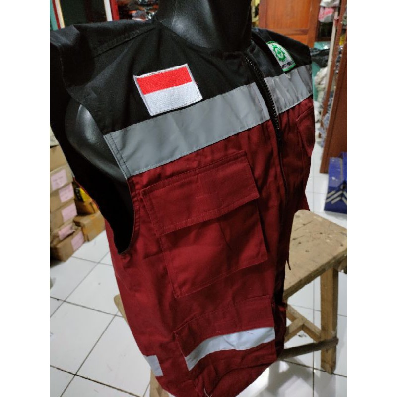 ROMPI SAFETY FREE LOGO K3 BENDERA BAHAN KAIN DRILL MERAH KOMBINASI HITAM