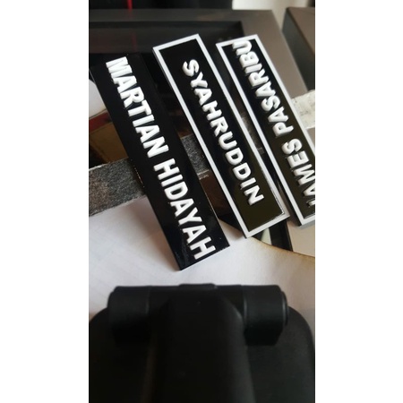 

Papan nama - name tag dada huruf timbul super premium