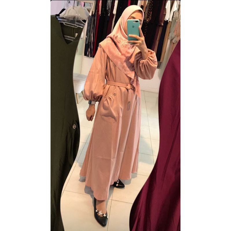 Khaula dress L by LCB