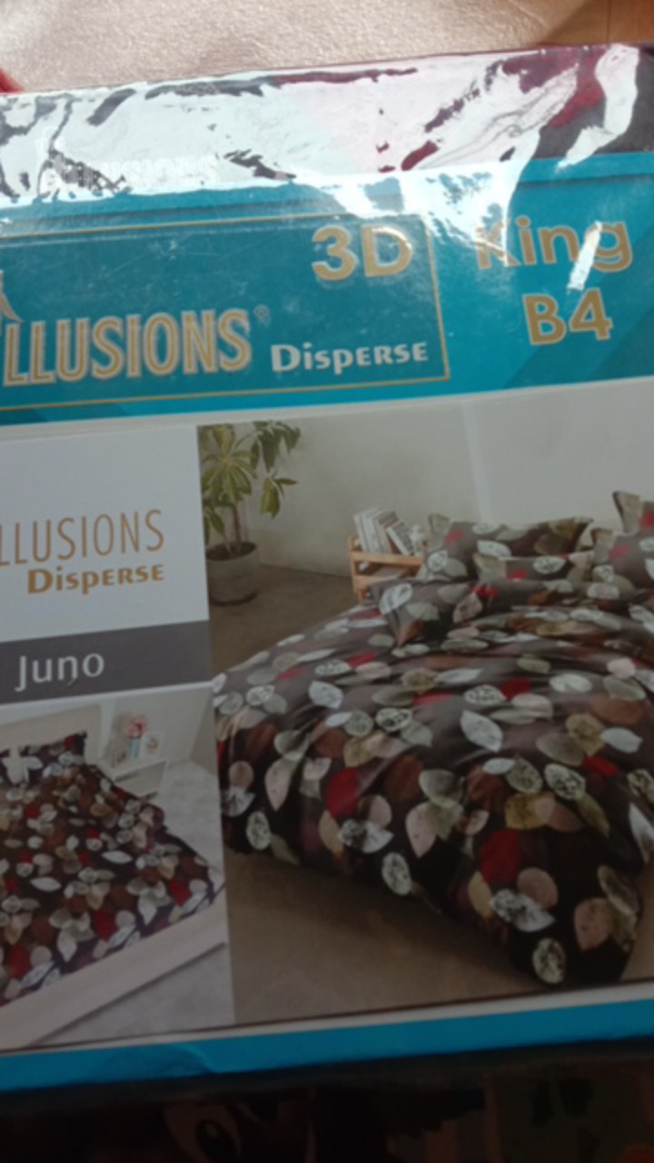 Instore - Sprei Illusions Disperse Ukuran 180x200 Bantal 4 - Internal Group