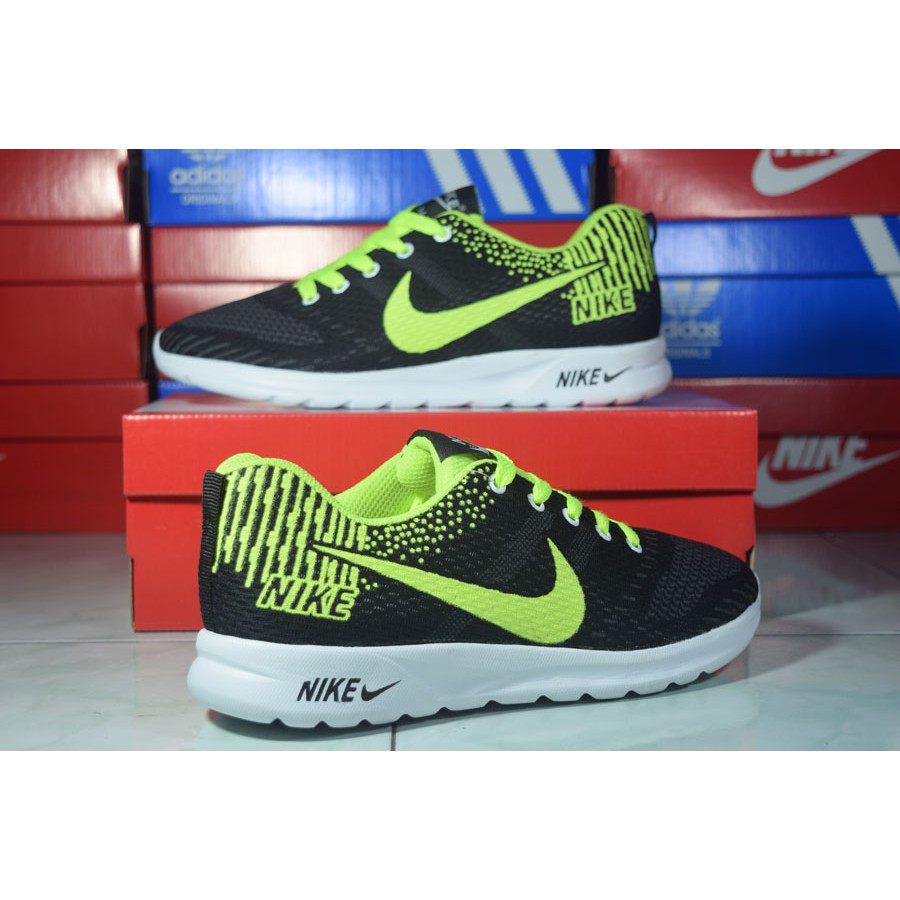 SEPATU NIKE FLYKNIT RUNNING - HIJAU HITAM