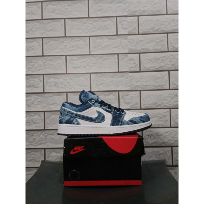 jordan 1 low levis