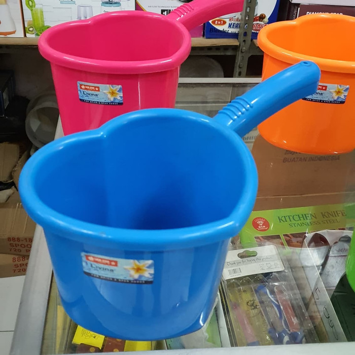 Gayung Mandi Hati 1,5 Liter Lion Star HW - 1